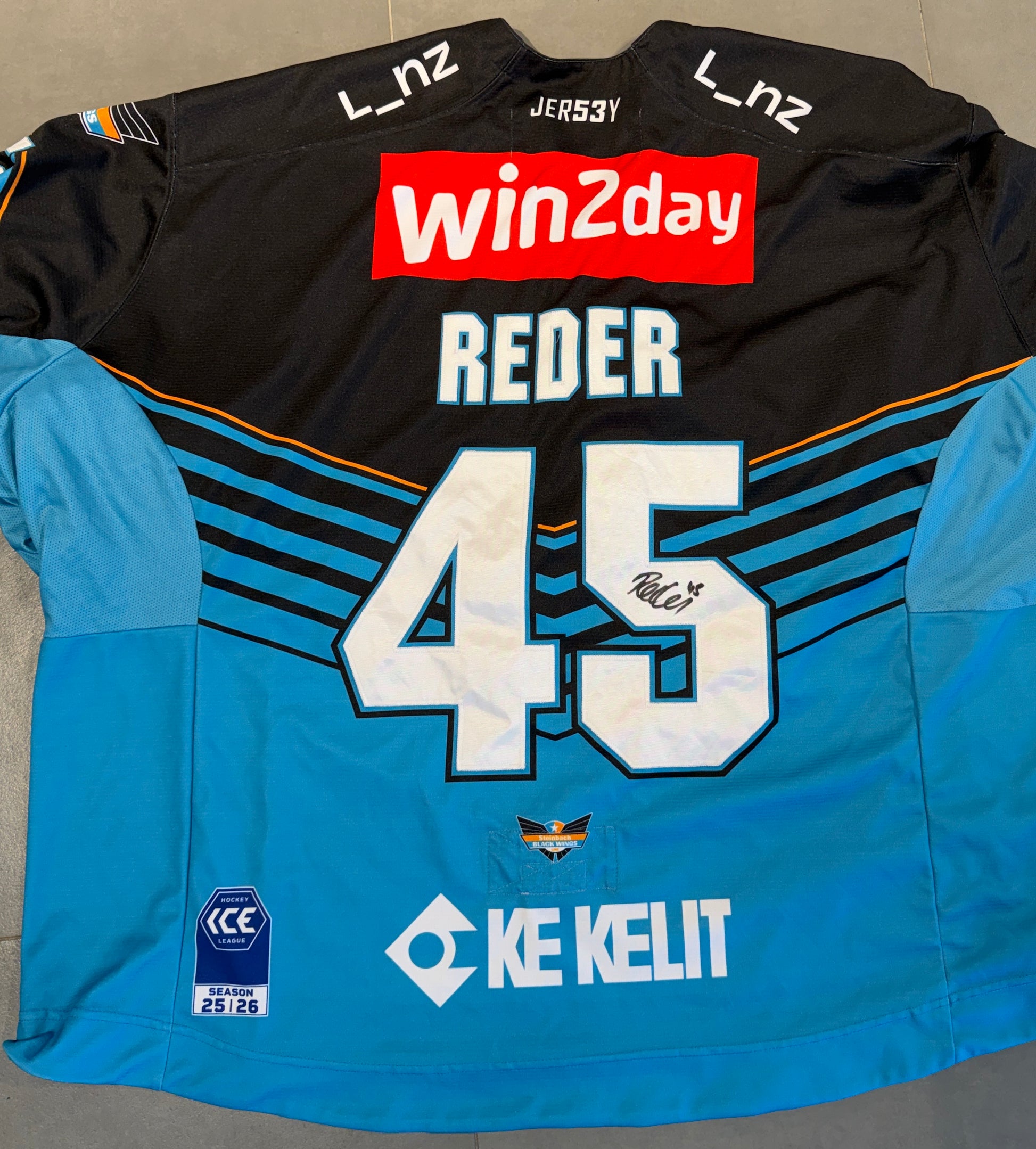 Matchworn Trikot Home 2025/26 signiert – MARTIN REDER #45