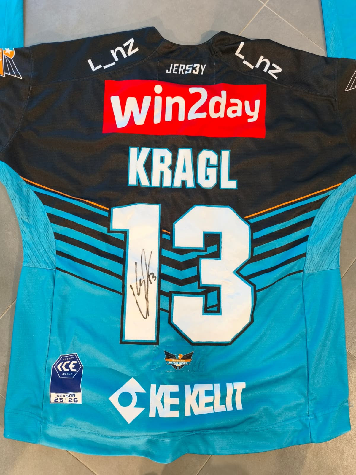 Matchworn Trikot Home 2025/26 signiert – GERD KRAGL #13