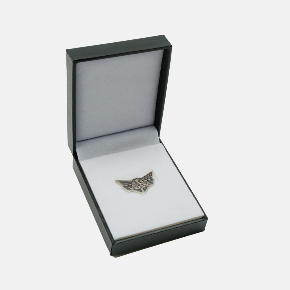 Black Wings Pin Sterling Grau