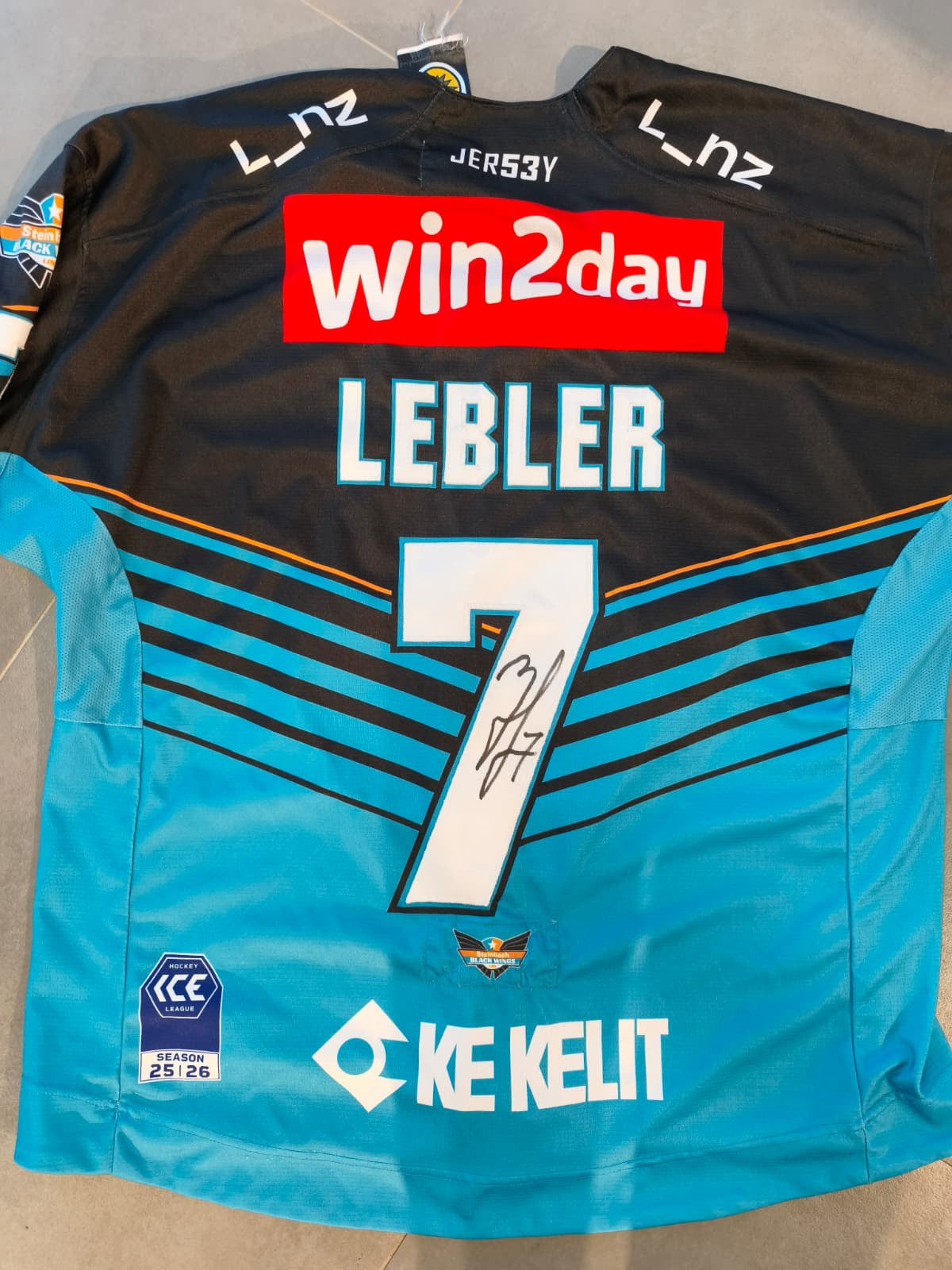 Matchworn Trikot Home 2025/26 signiert – BRIAN LEBLER #7