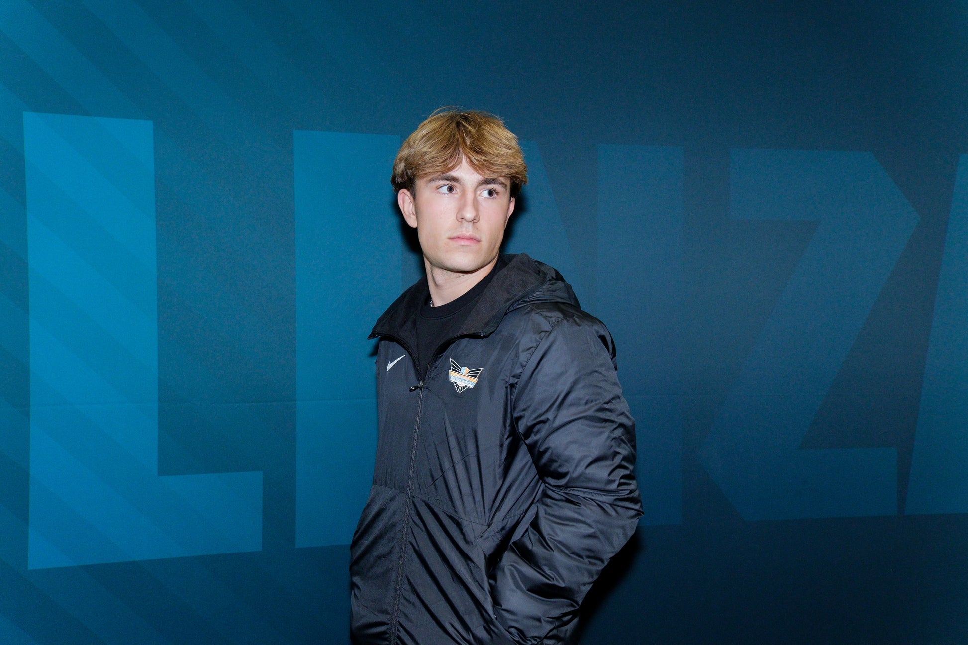 Nike Black Wings Herbstjacke Schwarz