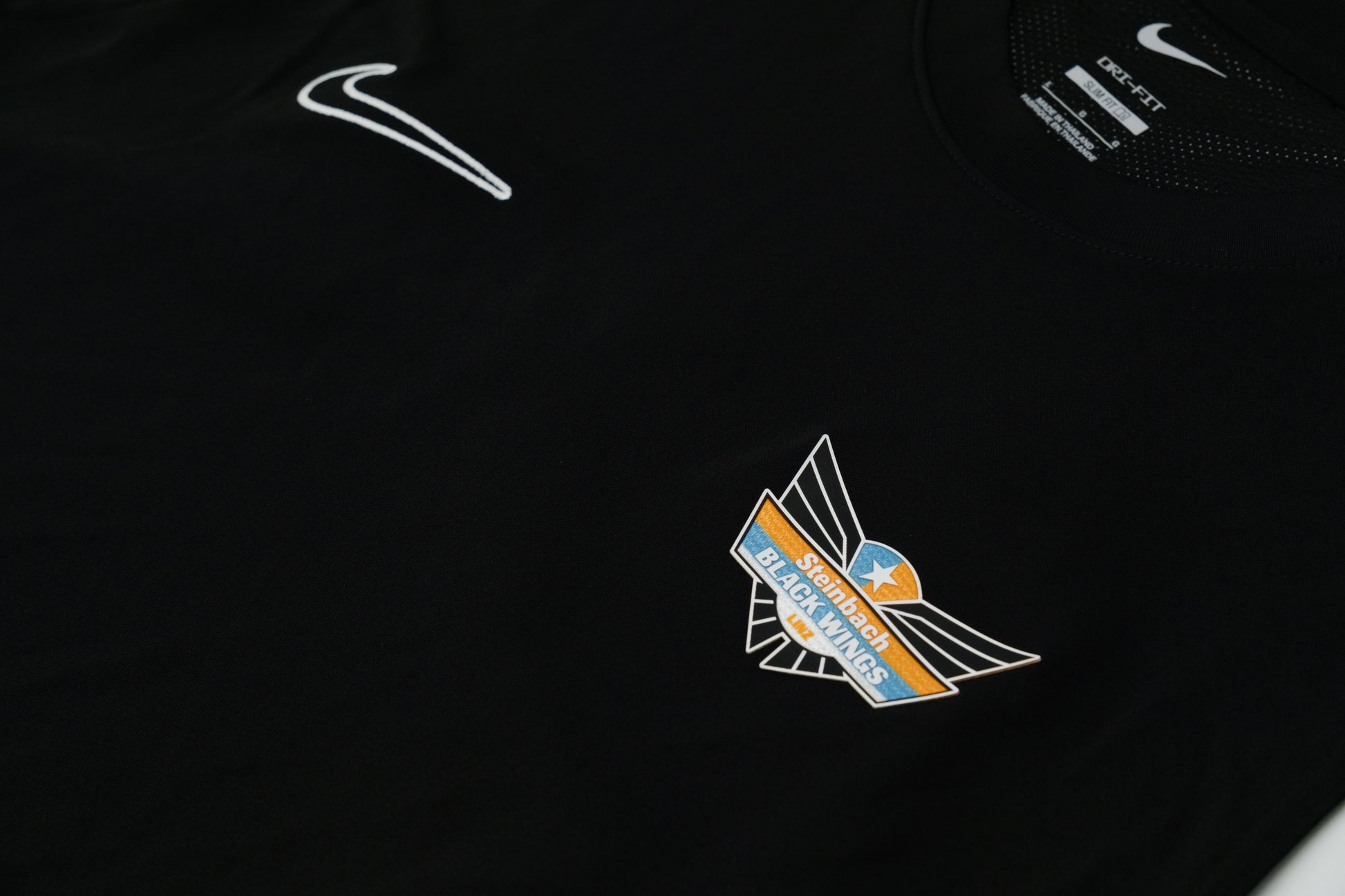 Nike Black Wings Tanktop Schwarz