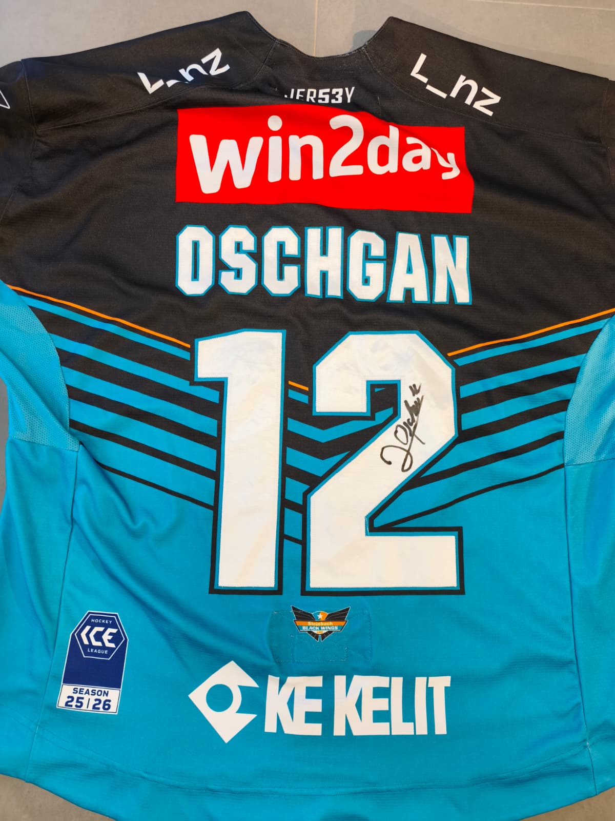 Matchworn Trikot Home 2025/26 signiert – JONATHAN OSCHGAN #12